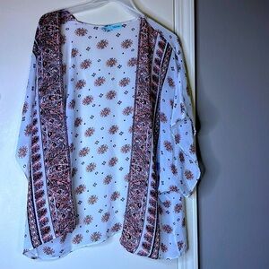 Maurice floral print kimono size S/M.